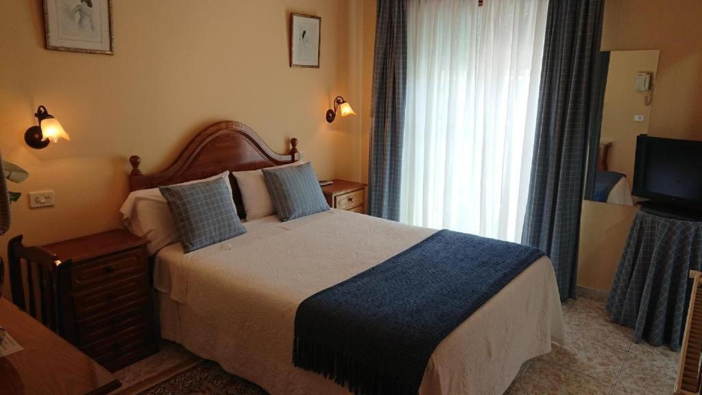 Hotel Avenida Baiona Sabaris Eksteriør billede