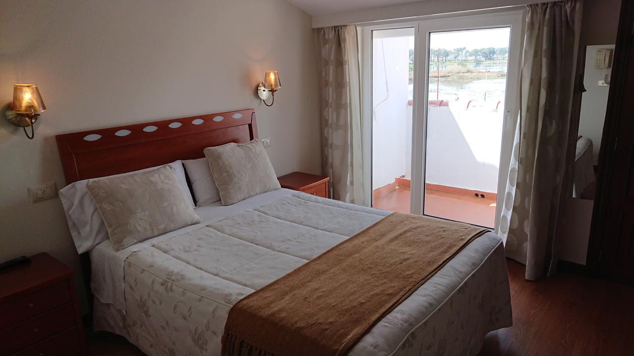 Hotel Avenida Baiona Sabaris Eksteriør billede